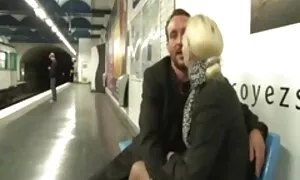 Ալիսիան սիրողական ան ...